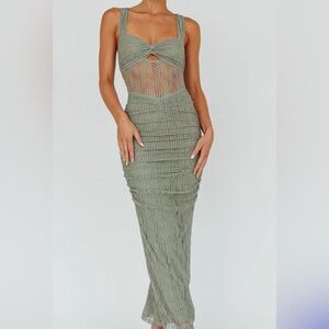 Selfie Leslie Oliana large Fern midi lace dress